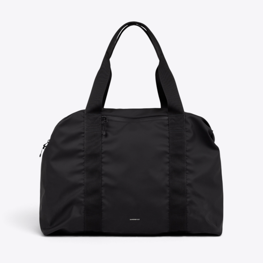 Sandqvist STREAM Weekender Bag noir — vue de face avec les extrémités latérales repliées et fixées.