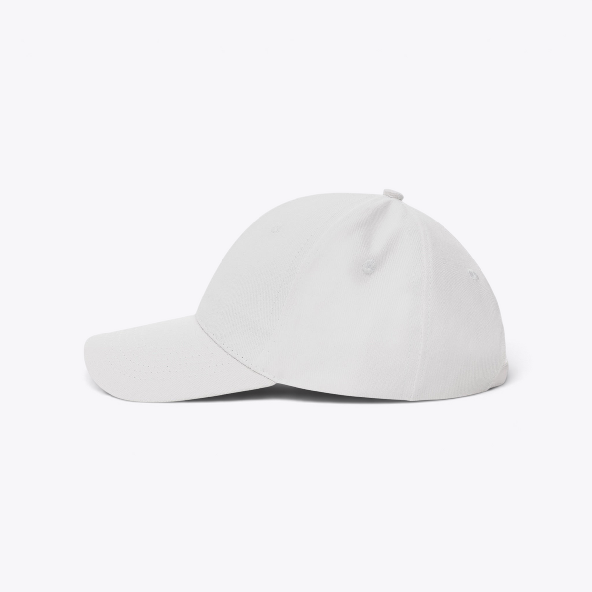 Casquette blanche, vue de profil gauche