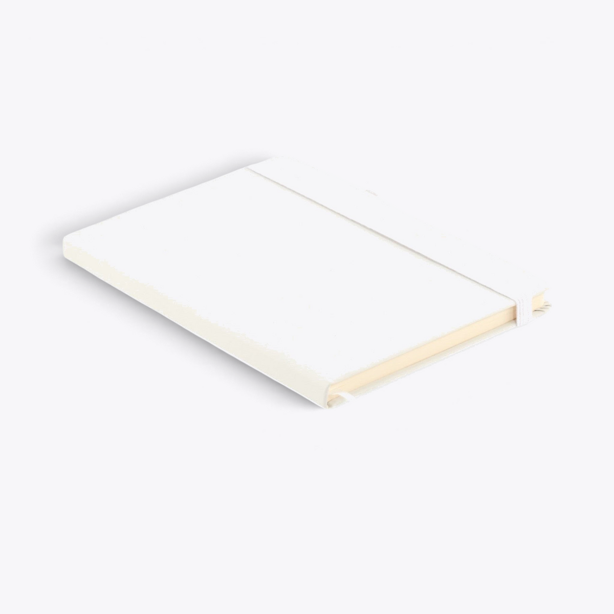 Carnet de notes blanc avec porte-stylo fermé, vue de trois quarts