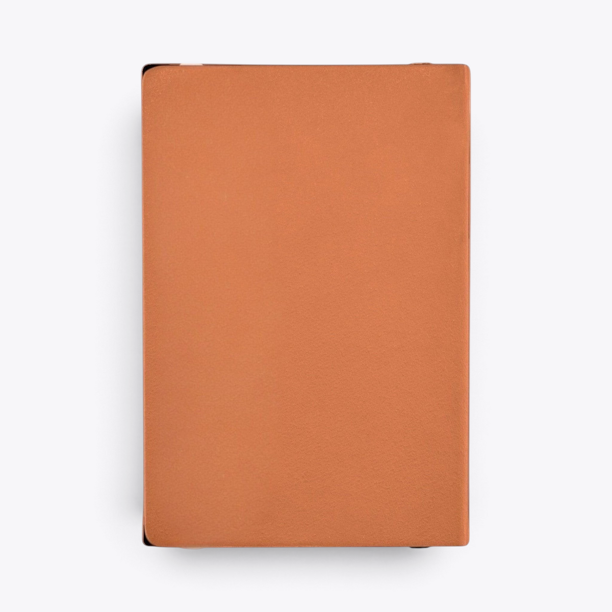 Carnet de notes orange avec porte-stylo, vue arrière