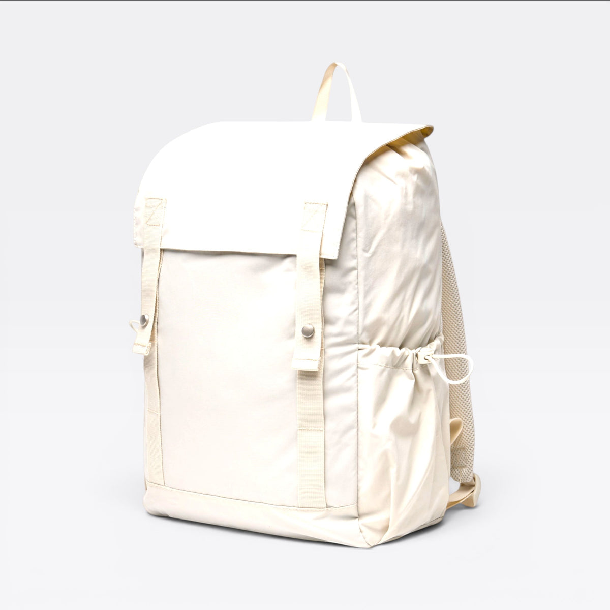 Sac à dos en nylon recyclé RCS KENTO URBAN beige, vue trois quarts