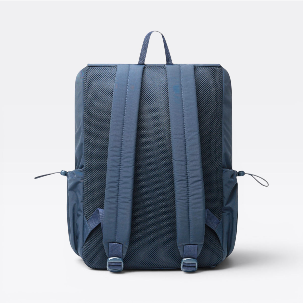 Sac à dos en nylon recyclé RCS KENTO URBAN bleu marine, vue arrière