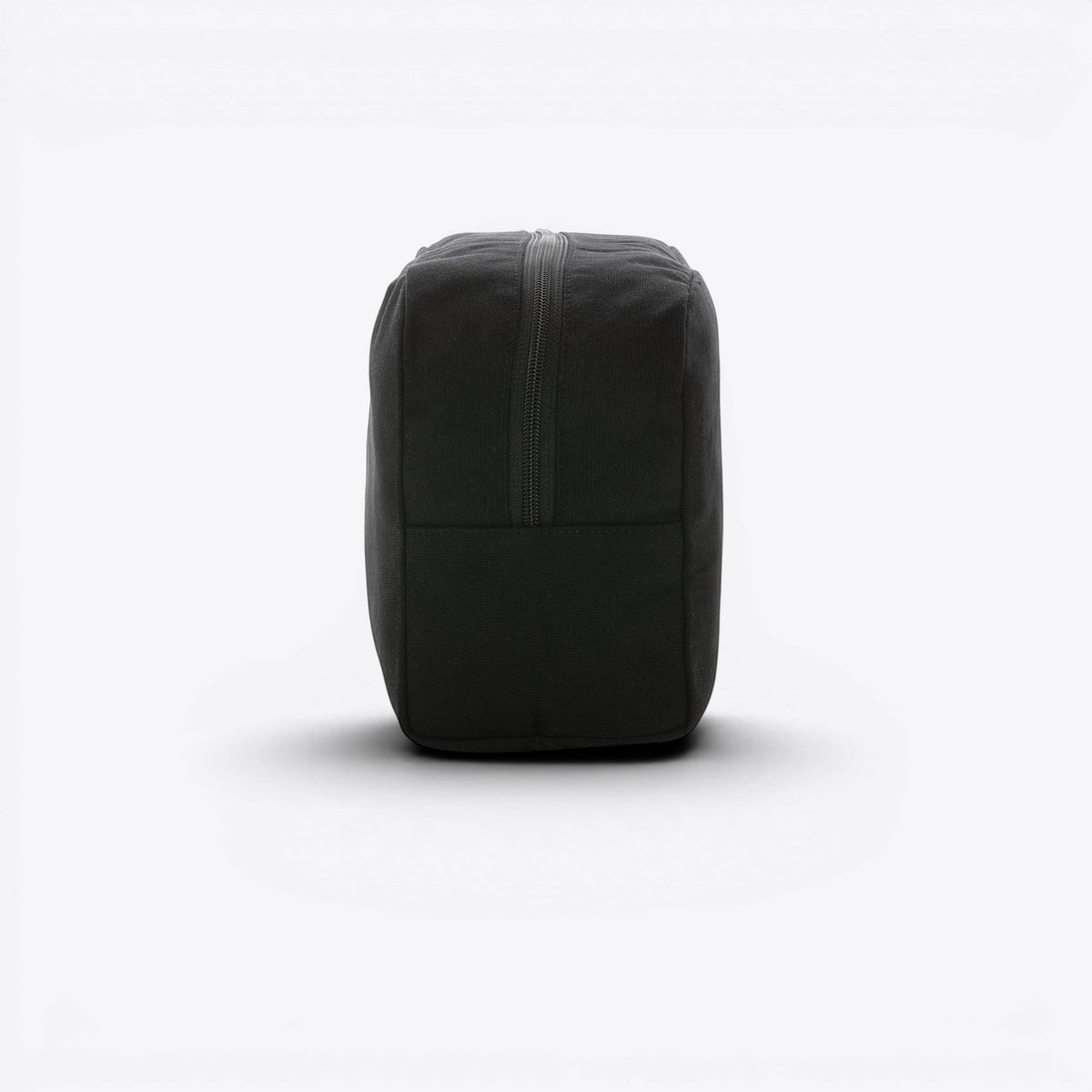 Trousse de toilette en toile recyclée non teintée Aware™ noir, profil opposé