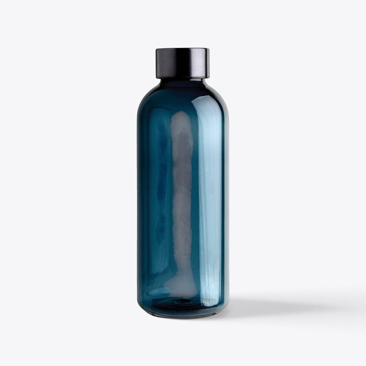 Bouteille étanche 620 ml bleue avec bouchon métallique, vue de face