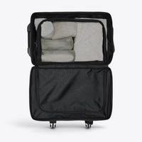 Intérieur de la valise cabine Texel Cabin Bag RAINS avec compartiment sous filet