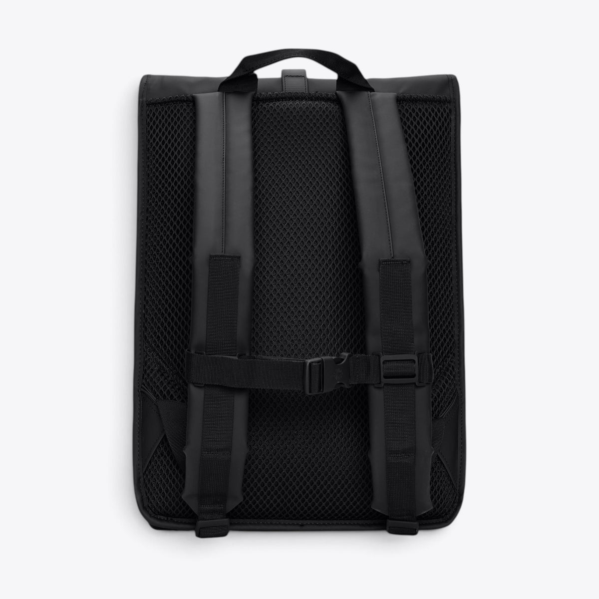 Sac à dos Rolltop Rucksack RAINS noir, vue trois quarts