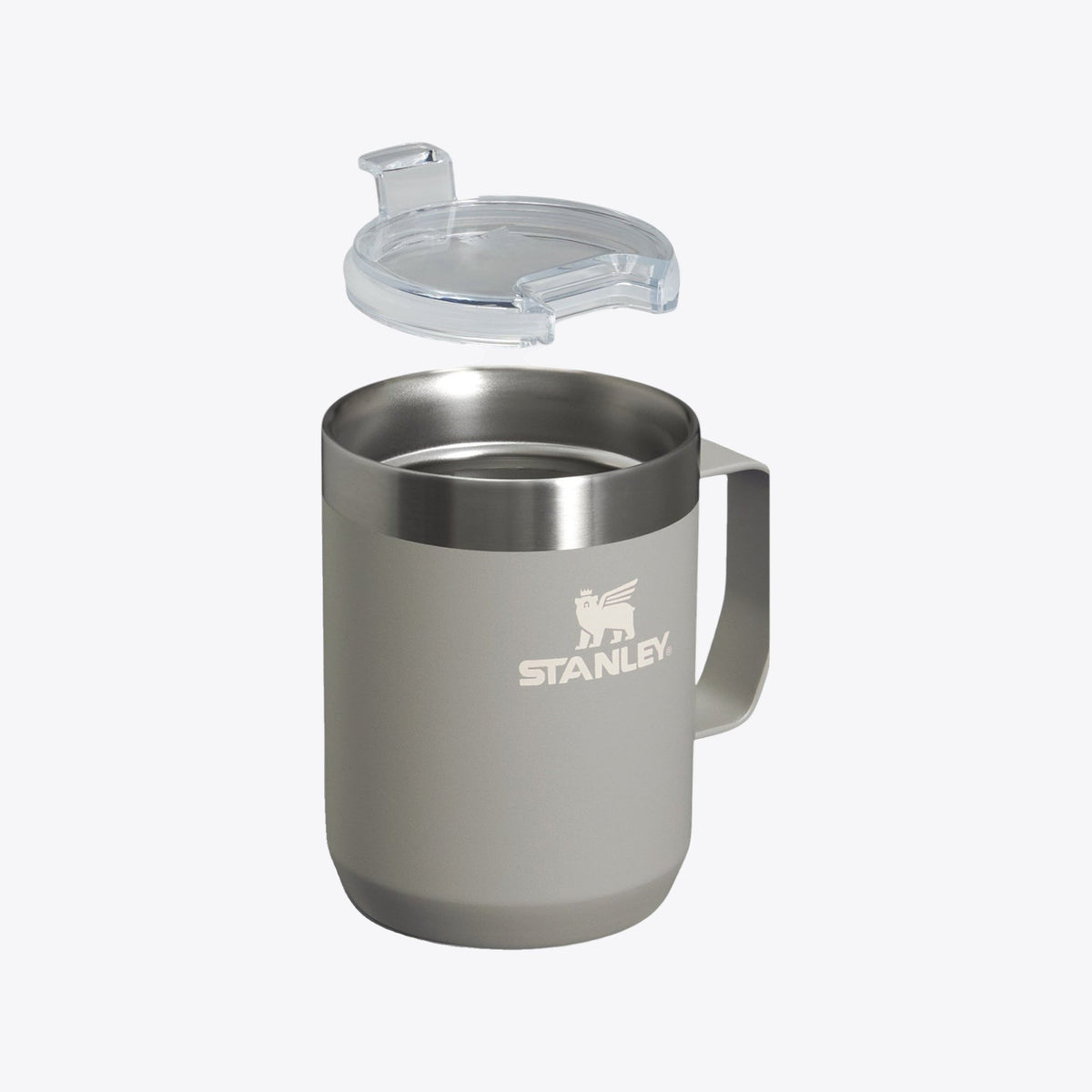 Tasse Stanley grise ouverte avec couvercle transparent séparé