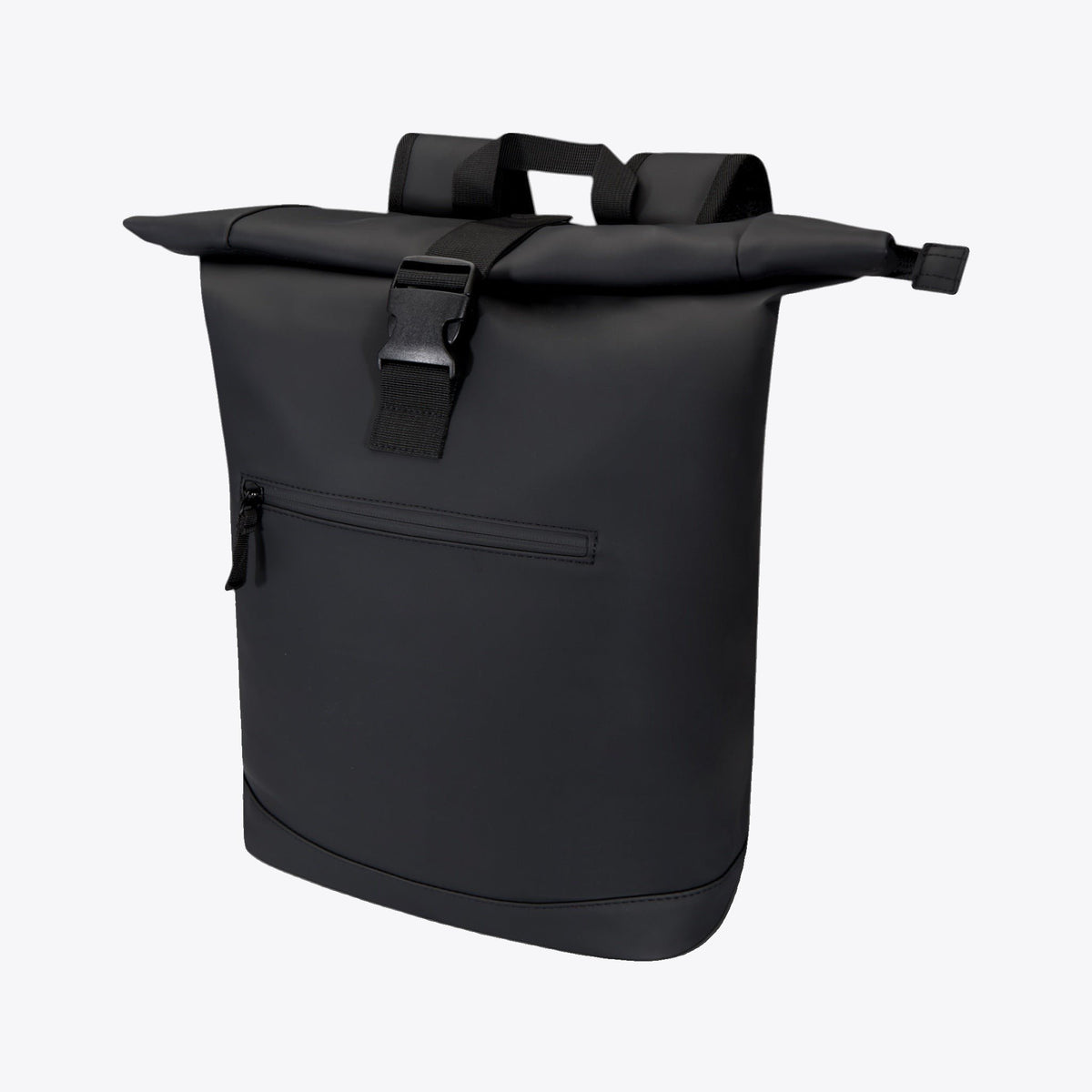 Sac à dos à rabat roulé noir, vue trois quarts