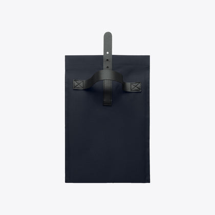 Poignée et sangle arrière du sac déjeuner isotherme bleu marine