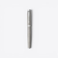 Stylo plume Parker gris fermé, vue de face